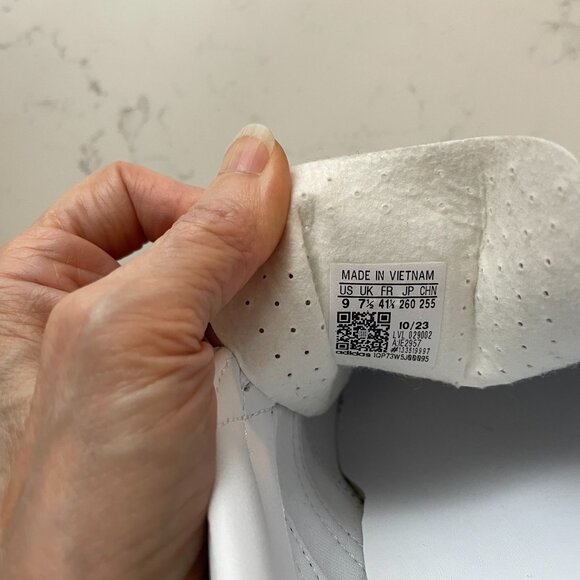 Adidas Gazelle Lace Up Lo Cut Signature 3 Stripe Sneakers Wht Grn Blk Sz 9 NWOT - Picture 8 of 12